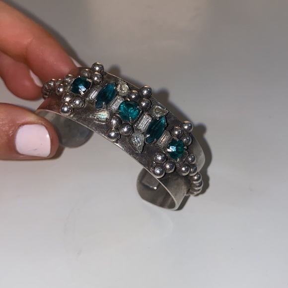DANNIJO Metal Cuff with Gems Bracelet 🆕 - Picture 10 of 12